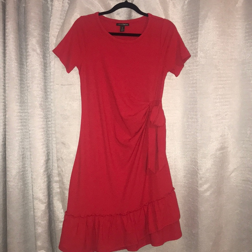 Red maternity dress